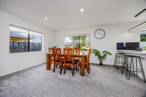 Photo of property in 36 Brylee Drive, Conifer Grove, Takanini, 2112