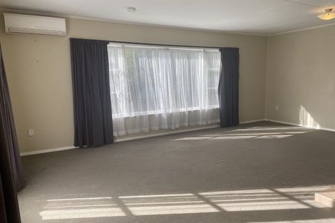 Photo of property in 77 Fraser Street, Wainuiomata, Lower Hutt, 5014