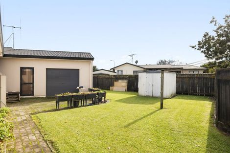 Photo of property in 20 Essendon Court, Glenview, Hamilton, 3206
