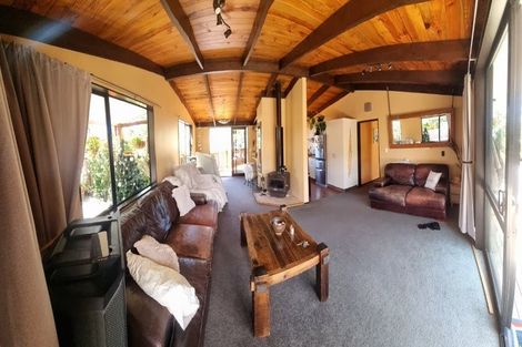 Photo of property in 25 Hampden Street, Picton, 7220