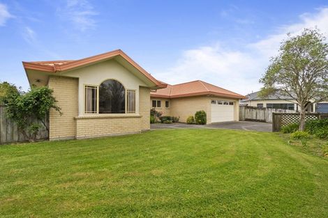 Photo of property in 35 Madison Avenue, Milson, Palmerston North, 4414