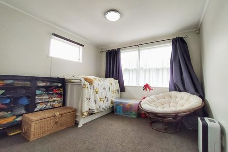 Photo of property in 11 Malvina Place, Bucklands Beach, Auckland, 2014