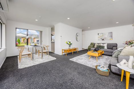 Photo of property in 329 Mahia Road, Weymouth, Auckland, 2103