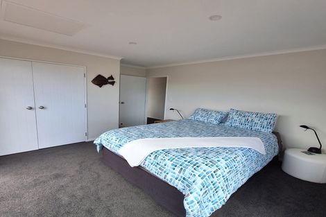 Photo of property in 18 Dee Street, Otane, 4202