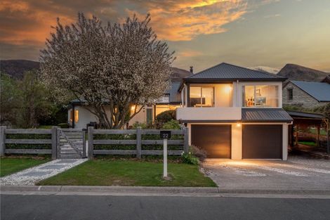 Photo of property in 22 Shaw Street, Arrowtown, 9302