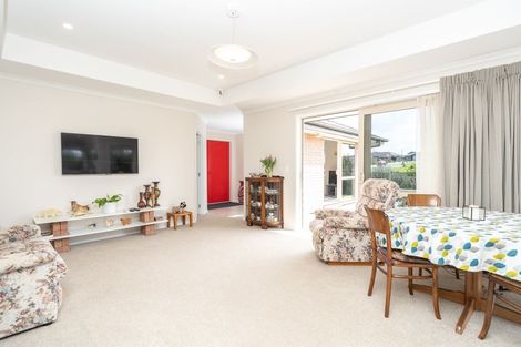 Photo of property in 261 Dixon Road, Fitzroy, Hamilton, 3206