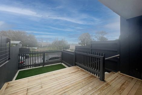 Photo of property in 2 Grove Lane, Pakuranga, Auckland, 2010