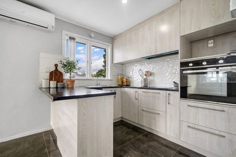 Photo of property in 19 Surrey Street, Manurewa, Auckland, 2102