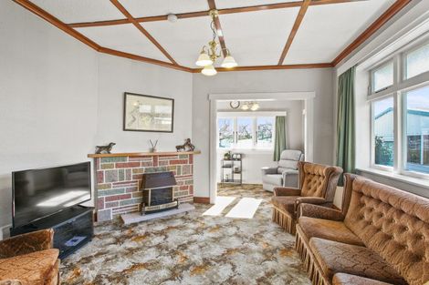 Photo of property in 2 Tupoki Street, Glen Avon, New Plymouth, 4312