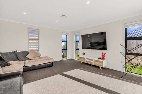 Photo of property in 28 Inuwai Street, Glenview, Hamilton, 3206