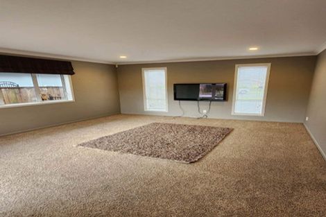 Photo of property in 6 Hampshire Court, Flagstaff, Hamilton, 3210