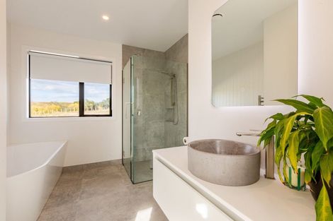 Photo of property in 1 Braehead Road, Otane, 4277