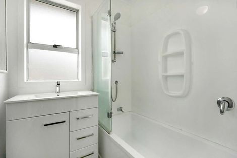 Photo of property in 18 Tomin Road, Glenview, Hamilton, 3206