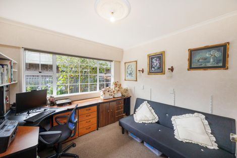 Photo of property in 7 Woodfield Avenue, Roslyn, Palmerston North, 4414