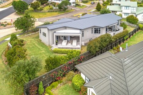 Photo of property in 100 Pacific View Drive, Whangamata, 3620