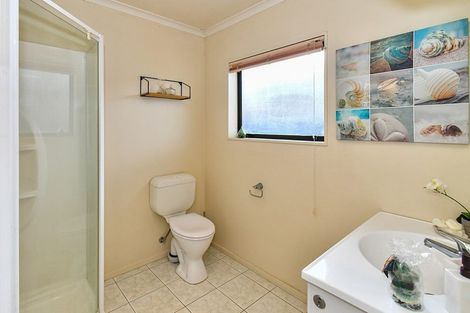 Photo of property in 24 Greig Place, Pukekohe, 2120