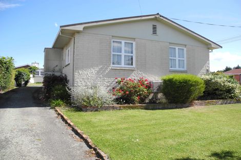Photo of property in 9 Oxford Street, Waimate, 7924