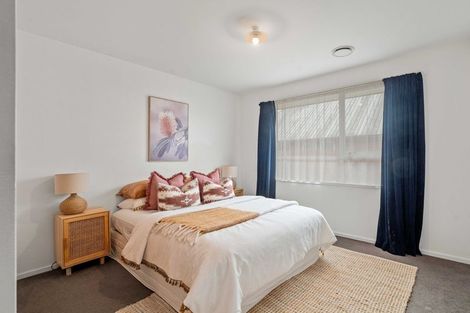 Photo of property in 3/5 Broadbent Street, Riccarton, Christchurch, 8041