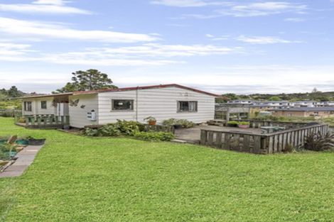 Photo of property in 45 Withers Road, Glen Eden, Auckland, 0602