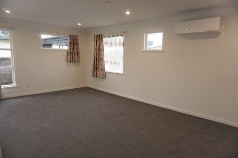 Photo of property in 28 Howard Road, Taradale, Napier, 4112