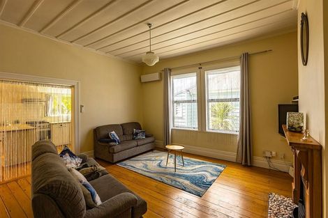 Photo of property in 106 Calliope Road, Stanley Point, Auckland, 0624