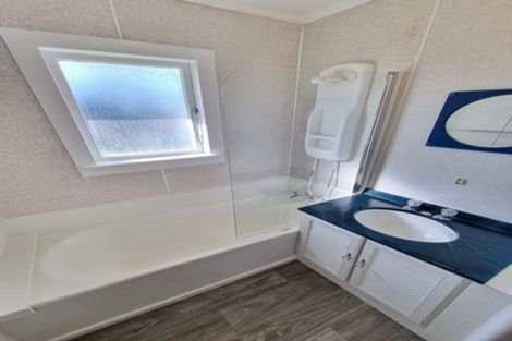 Photo of property in 12 Raglan Street, Mangere East, Auckland, 2024