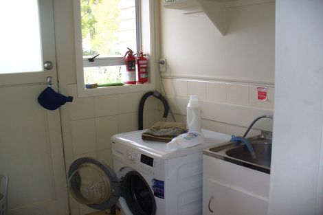 Photo of property in 22 Lingfield Street, Glenfield, Auckland, 0629