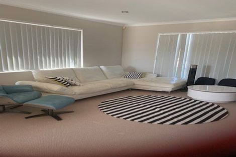 Photo of property in 6 Karson Place, Flat Bush, Auckland, 2016