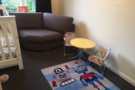 Photo of property in 11 Dunedin Street, Redwood, Christchurch, 8051