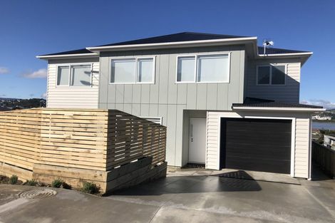 Photo of property in 7a Ron Parlane Place, Titahi Bay, Porirua, 5022