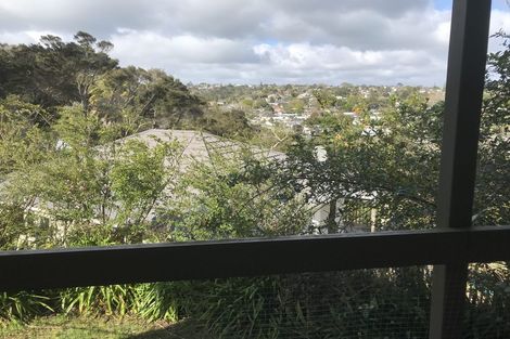 Photo of property in 38 Tree View Avenue, Glenfield, Auckland, 0629