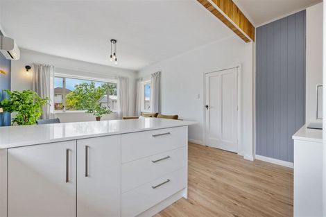 Photo of property in 103 Peverel Street, Riccarton, Christchurch, 8041