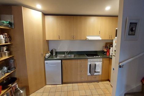 Photo of property in Pirie Street Townhouses, 15/35u Pirie Street, Mount Victoria, Wellington, 6011