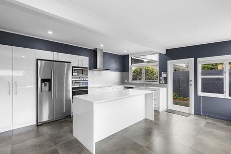 Photo of property in 415 Fergusson Drive, Heretaunga, Upper Hutt, 5018