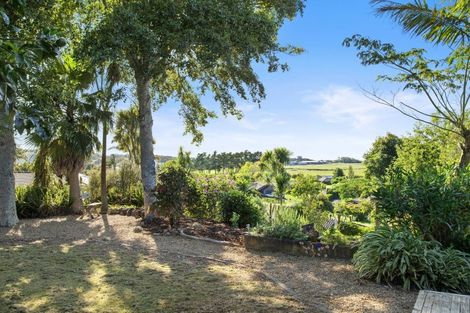 Photo of property in 10 Jenny Lane, Waiuku, 2123