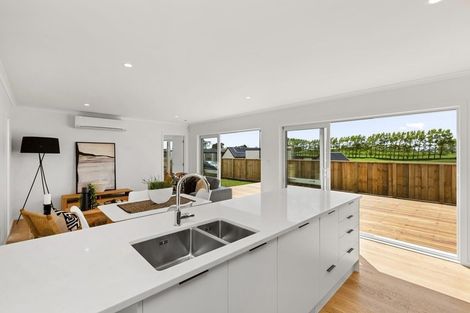 Photo of property in 22 Rocky Road, Huntington, Hamilton, 3210