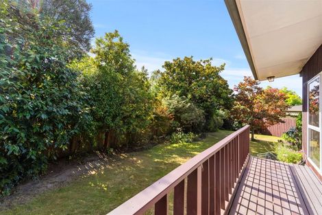 Photo of property in 10 Stormont Place, Avonhead, Christchurch, 8042