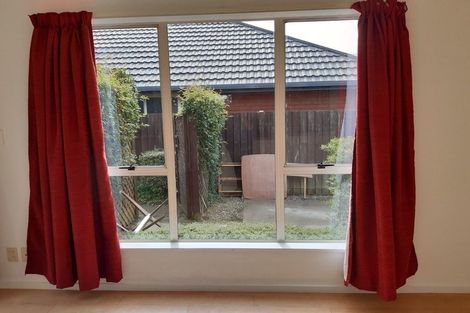 Photo of property in 27 Staveley Street, Avonhead, Christchurch, 8042