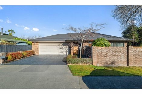 Photo of property in 13 Selwyn Street, Somerfield, Christchurch, 8024