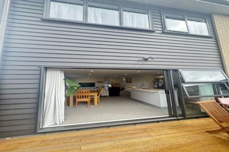 Photo of property in 16 Whiri Lane, Hobsonville, Auckland, 0616