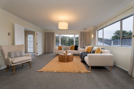 Photo of property in 3 Waterford Drive, Churton Park, Wellington, 6037