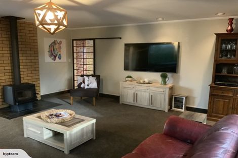 Photo of property in 6 Hetley Crescent, Taradale, Napier, 4112