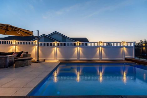 Photo of property in 14 Judith Anne Drive, Pukekohe, 2120