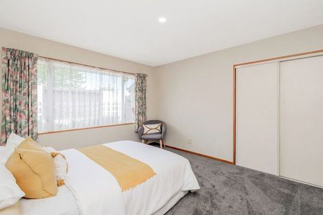 Photo of property in 128 Yaldhurst Road, Sockburn, Christchurch, 8042