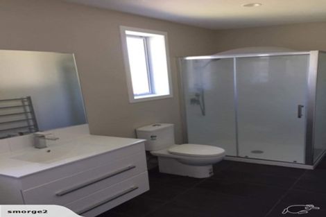 Photo of property in 10 Roche Avenue, Upper Riccarton, Christchurch, 8041