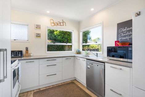 Photo of property in 106 Mckellar Place, Whangamata, 3620