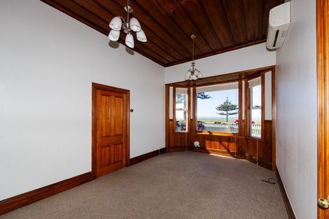 Photo of property in 653 Marine Parade, Napier South, Napier, 4110