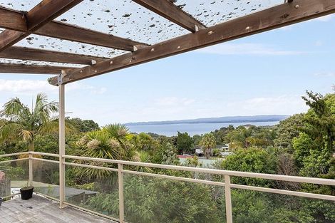 Photo of property in 17 Sea Vista Avenue, Beach Haven, Auckland, 0626