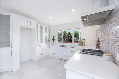 Photo of property in 44 Tahi Terrace, Glen Eden, Auckland, 0602