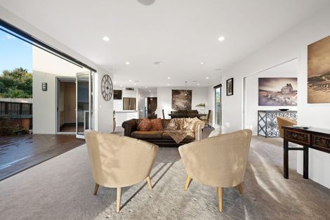 Photo of property in 5b Peninsula Point, Huntington, Hamilton, 3210